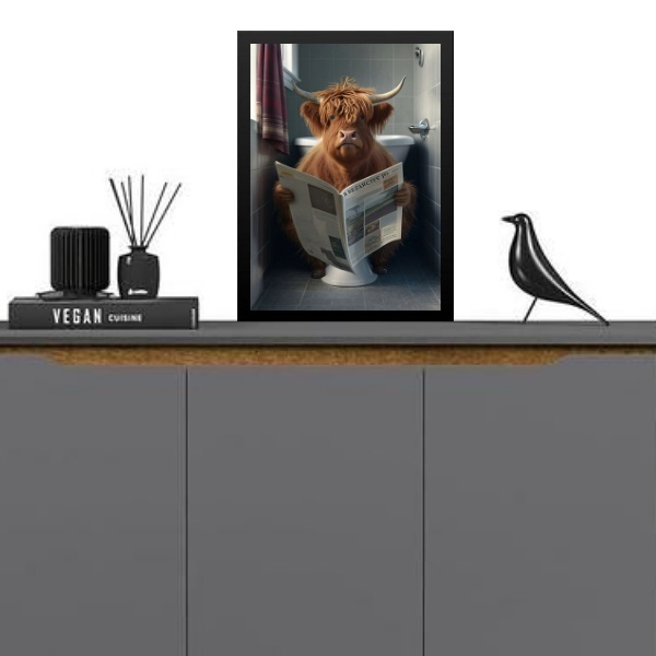 Quadro Touro Lendo Jornal No Banheiro 45x34cm Moldura Preta