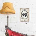 Quadro Vintage Moda Laço De Fita 33x24cm Moldura Branca