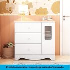 Quarto De Bebê Berço Americano E Cômoda Com Janelas Retangulo