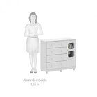 Quarto De Bebê Com Berço Cômoda Com Janela E Prateleira 100%