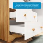 Quarto De Bebê Cômoda Com 1 Porta Janelada E Berço Com Rodízi