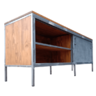 Rack Industrial Com Porta De Correr De Ferro E Duas Prateleir