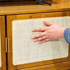 Rack Madeira Maciça 2 Portas Amêndoa