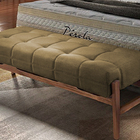 Recamier Decorativo Bege Em Veludo 1,58m Simon