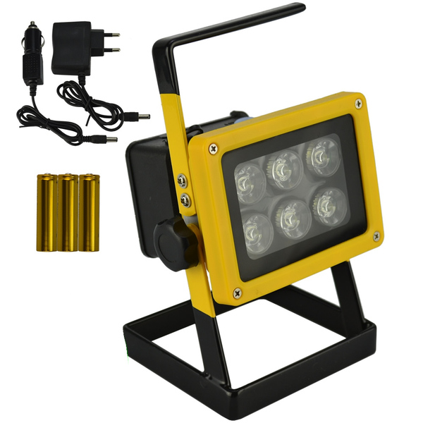 Refletor Led 30w Portátil Recarregável Ip65 6 Leds Cob Cbrn16