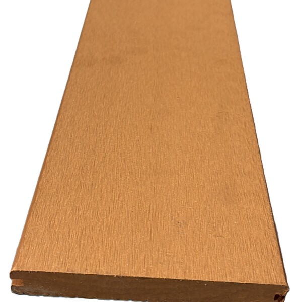 Régua Para Deck Maciço De Composto Plástico e Madeira WPC cor