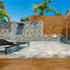 Revestimento Externo Pedra Granilhado 61,8x61,8cm Borda Reta Stone Vulcânico Green 61704 Embramaco