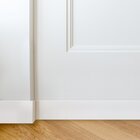 Rodapé De Poliestireno 7cmx15mmx2,40m Liso Nfr   Branco Liso