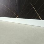 Rodape Poliestireno Slim Liso 05cm branco 2 metros