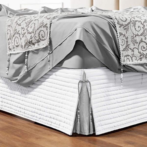 Saia Box Casal Bruxelas Matelassê Costurado - Branco