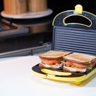 Sanduicheira Elétrica Easy Meal Amarela San234 - Cadence 110v