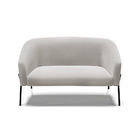 Sofá 2 Lugares Namoradeira Pé De Ferro Preto Stella Veludo D0