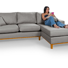 Sofá Amsterdã Living Com Chaise 3 Lugares Revestido Linho Bas