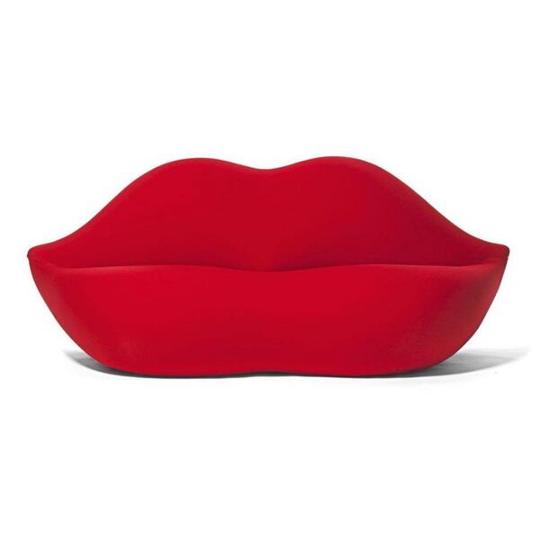 Sofá Boca Salvador Dalí Revestido Em Tecido Vermelho