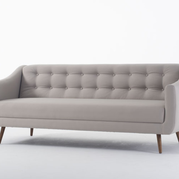 Sofá Cama Retro Mimo Linho Cinza Claro Base Palito Castanho -