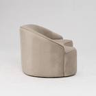 Sofá Curvo Montserrat 230cm 4 Lugares Veludo Bege Palha - Nex