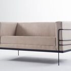 Sofá Le Corbusier Nobuk Bege Base Aço Preto - Ooca Móveis