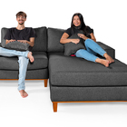 Sofa Living 2 Lugares Chaise Revestido Linho Base Em Madeira