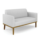 Sofá Namoradeira Com Poltrona Base De Madeira Fixa Castanho M