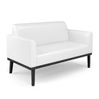 Sofá Namoradeira Com Poltrona Base De Madeira Fixa Preto Mari