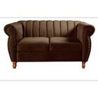 Sofá Realeza Decorativo Chesterfield Namoradeira Retrô Bella