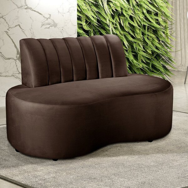 Sofá Redondo Curvo Orgânico Namoradeira Doha Marrom