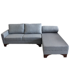 Sofá Suécia Com Chaise Direita Base Em Madeira Linho Cinza Es