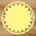 Sousplat Em Mdf Amarelo Mandala Com Borda Vazada  35x35cm