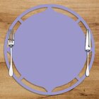 Sousplat Em Mdf Lilás Borda Vazada Detalhada 35x35cm