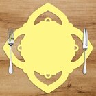 Sousplat Em Mdf Pétalas Amarelo 35x35cm