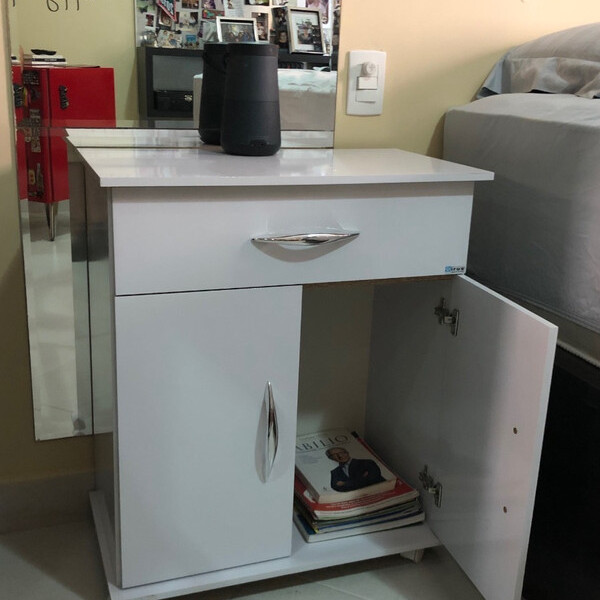 Suporte De Chão Para  Quarto Com Gaveta Mdp Com Rodinhas