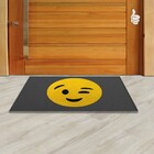 Tapete Capacho - Emoji piscada