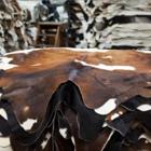 Tapete De Couro Legítimo Raro