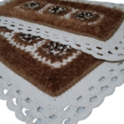 Tapete De Crochê Branco E Marrom Artesanal