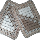 Tapete De Crochê Branco E Marrom Artesanal