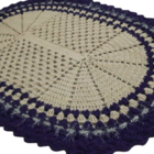 Tapete De Crochê Oval Branco E Azul Artesanal