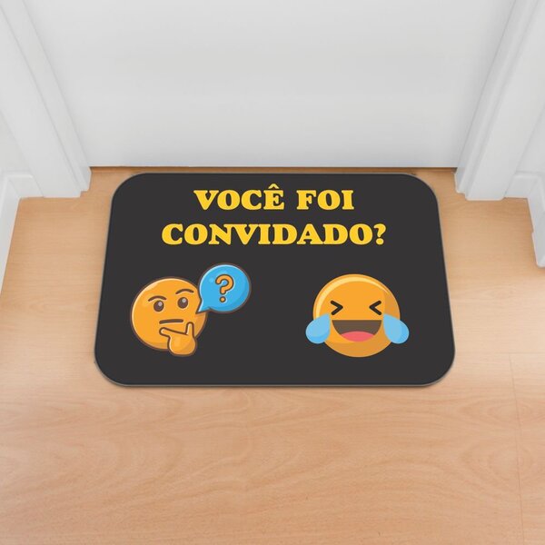 Tapete Decorativo Emborrachado Preto Você Foi Convidado? - 60