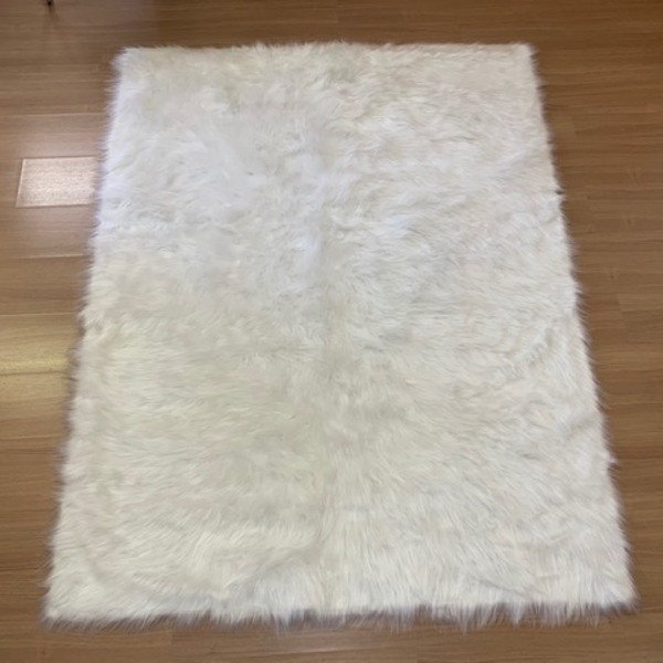 Tapete Importado Sintetico 1,55x1,90m Branco