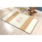 Tapete Infantil / Bebê Menina Ursa Rosa / Palha 1,20m X 74cm