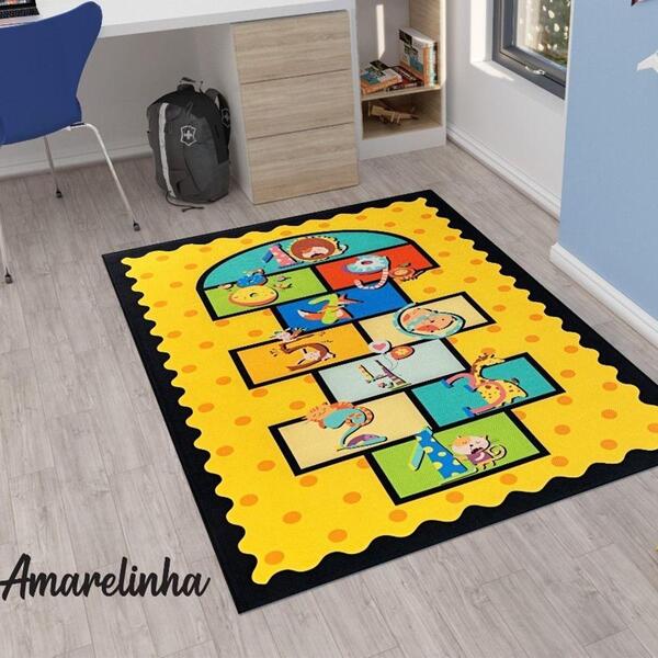 Tapete Infantil Bouti Antiderrapante 1,00x1,54m - Amarelinha