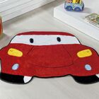 Tapete Infantil Premium Formato Carro Vermelho 78cm X 60cm