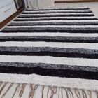 Tapete Para Sala Cru E Preto Felpudo Listrado 1.50x2.00