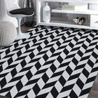 Tapete Preto Sala Antiderrapante Chevron 1,32x2,00m