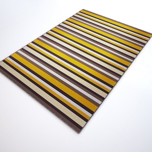 Tapete listrado amarelo clearance
