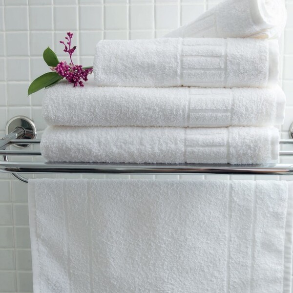 Toalha Banhão Hotel Linha Profissional 440 G/m2 Unique Branca