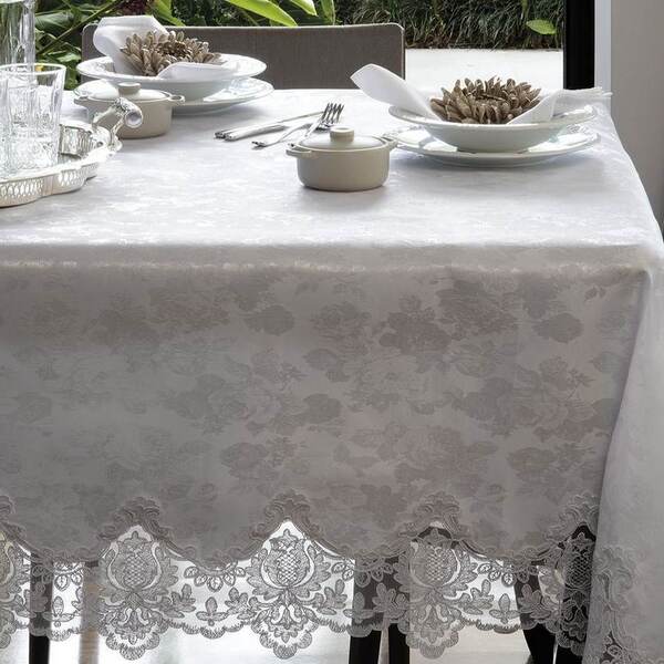 Toalha Com Renda Guipure Tours 170x270cm Kacyumara