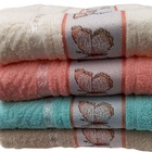 Toalha De Banho Felpuda Jacquard Premium Borboletas Döhler  M
