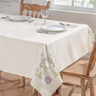 Toalha Mesa Dália Palha / Lilás Retangular 2,20m X 1,40m