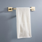 Toalheiro De Rosto Dourado Fosco Mod. Quadrado Barra 30cm Em