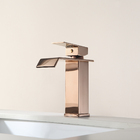 Torneira Cascata Rose Banheiro Bica Baixa Água Fria e Quente